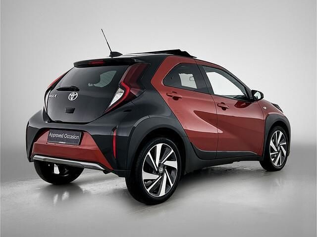 Occasion Toyota Aygo X Envy 72 PK (52 kW) 2022 Rood SUV