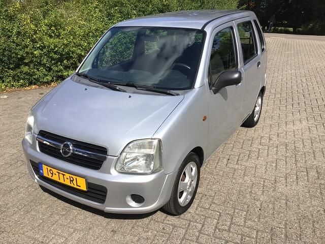 Grijs Gebruikt 2007 Opel Agila Hatchback | € 1.999 (Iets duurder) - Afbeelding 1/4