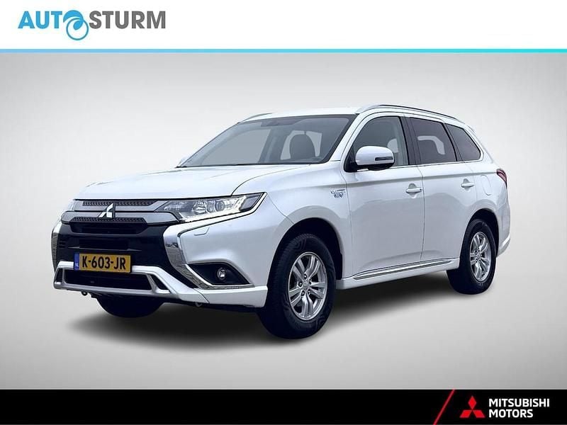Silky white pearl Occasion 2021 Mitsubishi Outlander P-HEV SUV | € 24.940 (Goede deal) - Afbeelding 1/4