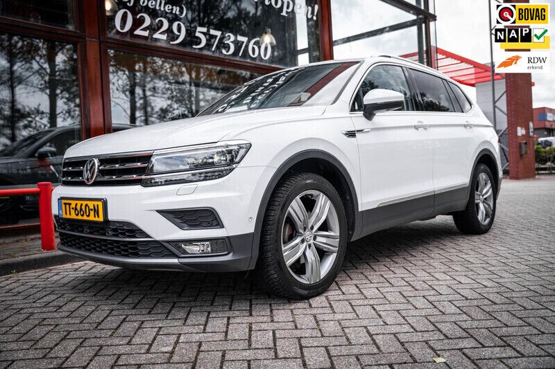 Wit Gebruikt 2018 VW Tiguan Highline SUV | € 32.950 (Duur) - Afbeelding 1/4