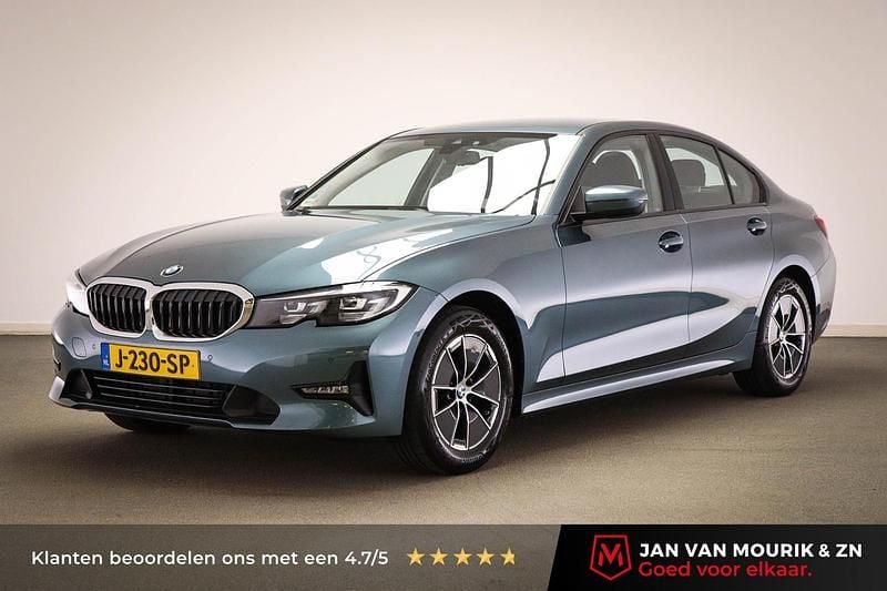 Blauw Gebruikt 2020 BMW 318 Executive Sedan | € 26.695 - Afbeelding 1/4