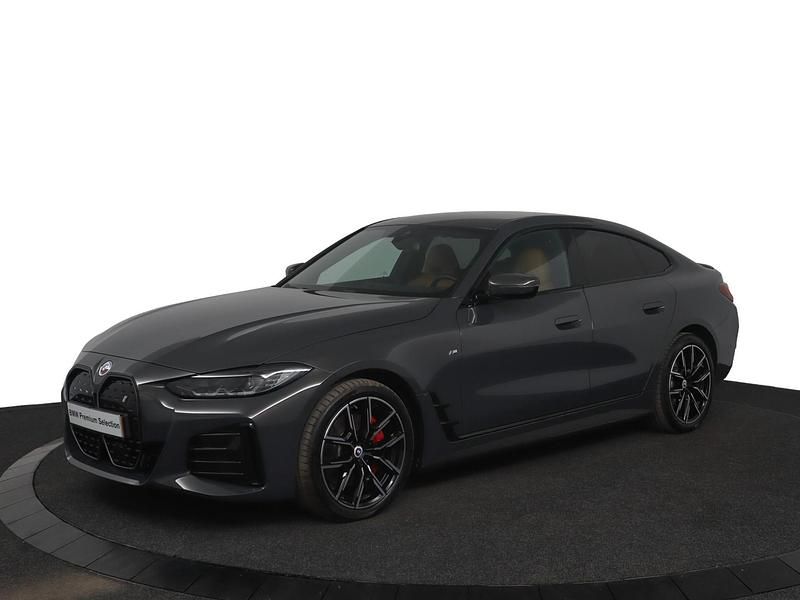 Grijs Gebruikt 2023 BMW i4 M Sport Sedan | € 48.950 (Iets duurder) - Afbeelding 1/4