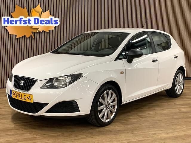 Wit Gebruikt 2010 Seat Ibiza Hatchback | € 2.945 (Eerlijke prijs) - Afbeelding 1/4