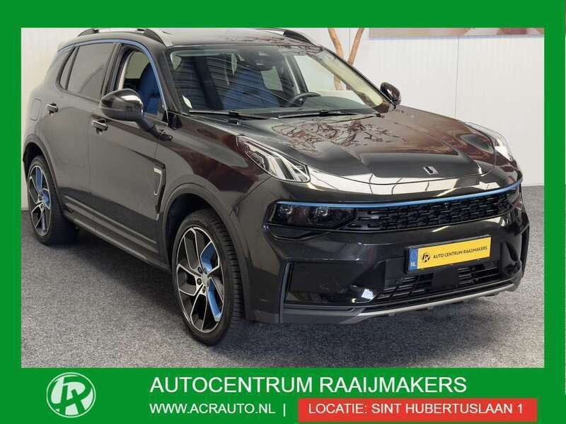 Zwart, metallic lak Gebruikt 2022 Lynk & Co 01 SUV | € 25.140 (Goede deal) - Afbeelding 1/1