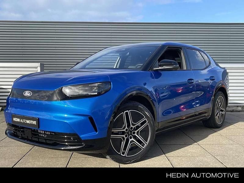 Blauw Nieuw 2024 Ford Capri Premium SUV | € 52.850 - Afbeelding 1/4