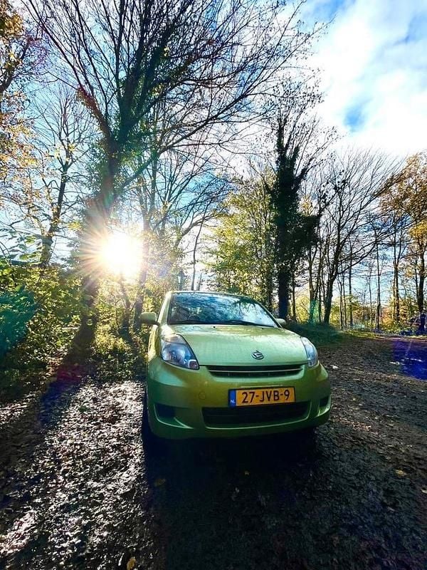 Gebruikt 2009 Daihatsu Sirion Hatchback | € 1.500 (Eerlijke prijs) - Afbeelding 1/4