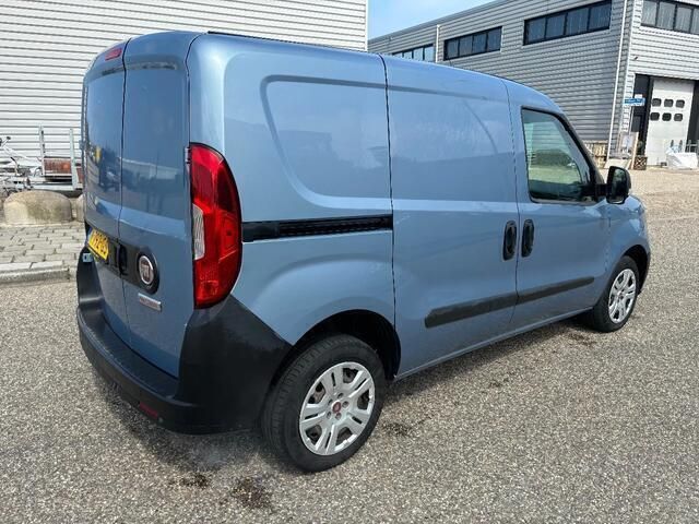 Occasion Fiat Doblò 80 PK (58 kW) 2017 Blauw MPV