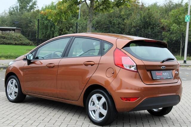 Occasion Ford Fiesta Style 82 PK (60 kW) 2013 Bruin Hatchback