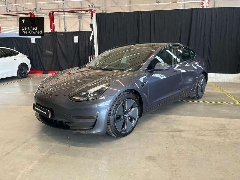 Grijs Gebruikt 2021 Tesla Model 3 Long Range AWD Sedan | € 28.800 (Eerlijke prijs) - Afbeelding 1/4