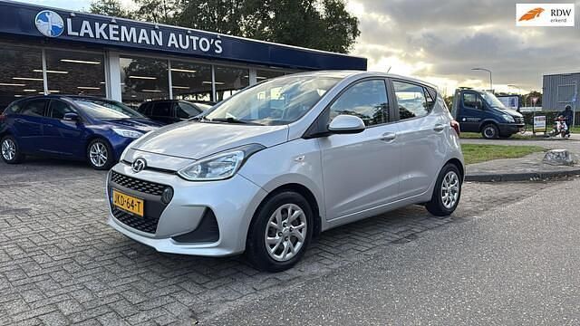 Grijs Occasion 2019 Hyundai i10 Comfort Hatchback | € 9.950 (Duur) - Afbeelding 1/4