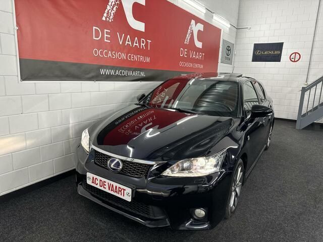 Occasion Lexus CT200h Sport Line 99 PK (72 kW) 2012 Zwart Hatchback