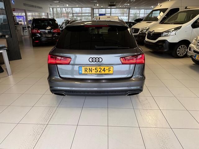 Occasion Audi A6 S-Line 190 PK (139 kW) 2018 Grijs (metallic) Stationwagen