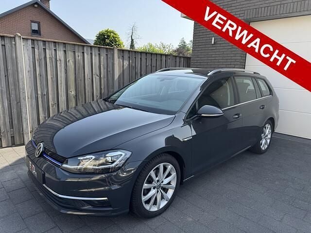 Grijs Gebruikt 2019 VW Golf VII Highline Stationwagen | € 15.500 (Goede deal) - Afbeelding 1/4