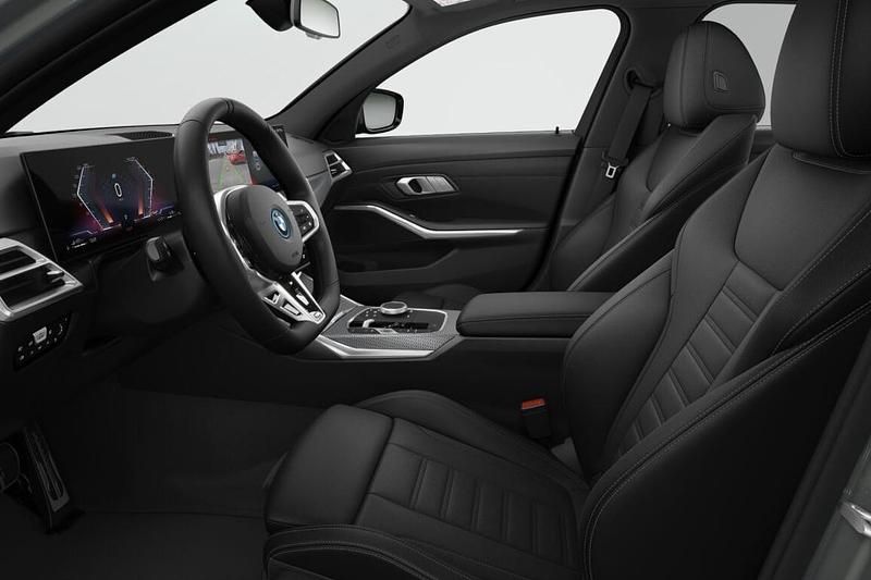 Nieuw BMW 330e M Sport 292 PK (214 kW) 2026 Bmw individual dravitgrau Sedan