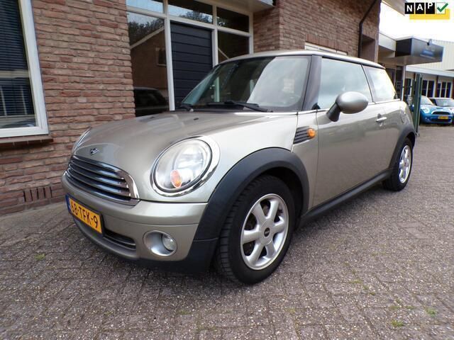 Grijs Gebruikt 2009 Mini Cooper Hatchback | € 4.250 (Eerlijke prijs) - Afbeelding 1/4