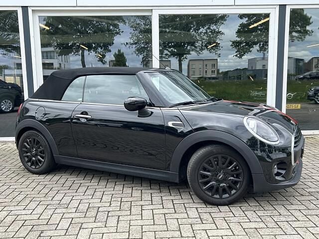 Occasion Mini One Cabriolet Pepper 102 PK (75 kW) 2020 Zwart Cabriolet