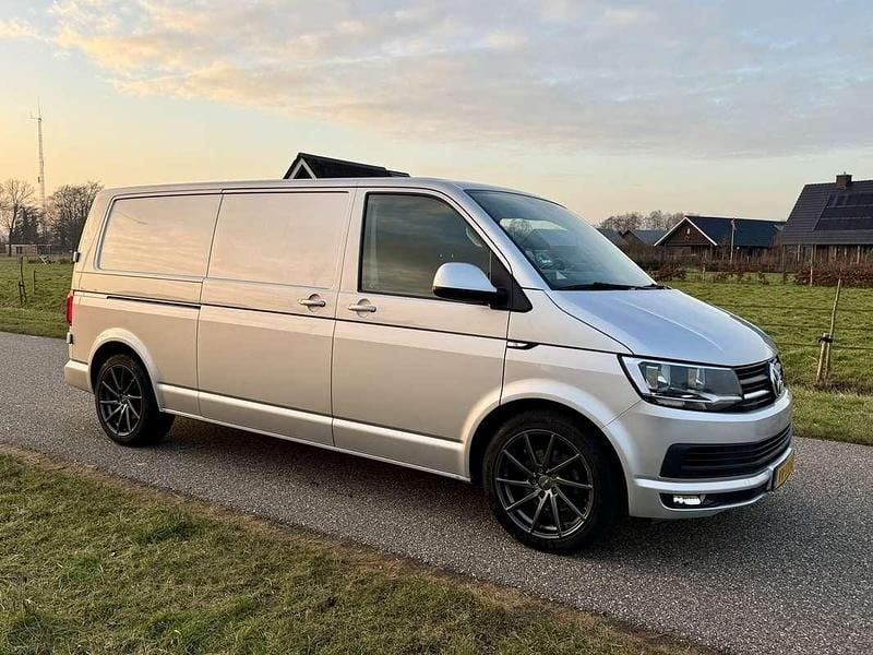 Zilver Occasion 2016 VW T6 Highline Van | € 17.950 (Super prijs) - Afbeelding 1/4