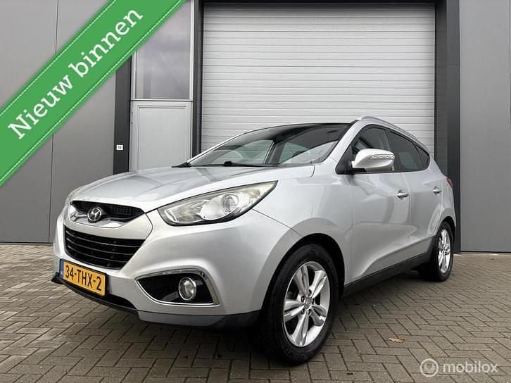 Grijs (metallic) Gebruikt 2012 Hyundai ix35 Dynamiq SUV | € 3.950 (Super prijs) - Afbeelding 1/4