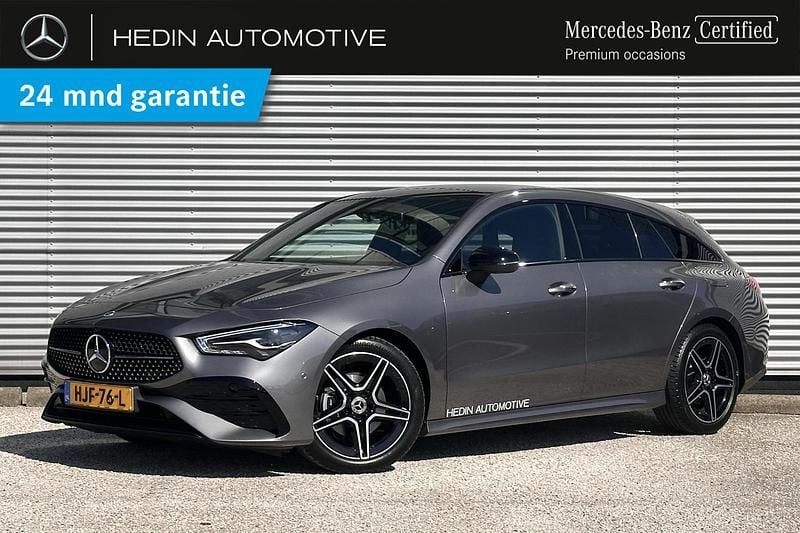 Grijs Gebruikt 2025 Mercedes CLA180 Shooting Brake Edition Stationwagen | € 46.900 - Afbeelding 1/3