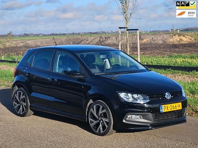 Zwart Occasion 2017 VW Polo Edition Hatchback | € 14.950 (Duur) - Afbeelding 1/4