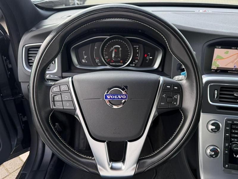 Occasion Volvo V60 Dynamic 2018 Grijs Stationwagen