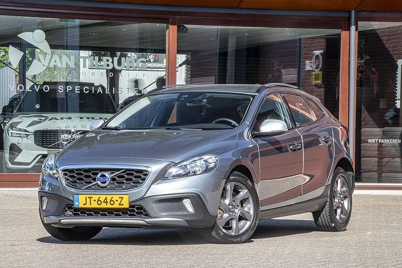 Grijs Gebruikt 2016 Volvo V40 Hatchback | € 13.950 (Iets duurder) - Afbeelding 1/4