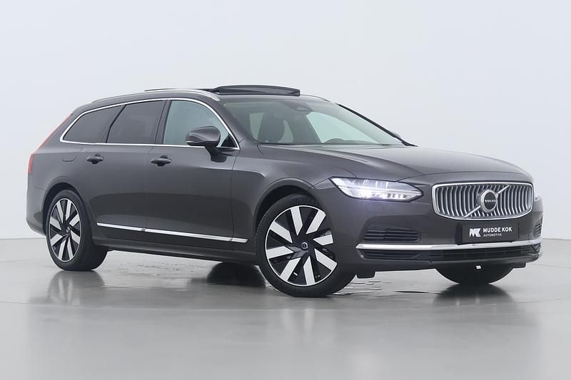 Grijs Nieuw 2025 Volvo V90 Plus Stationwagen | € 54.600 (Iets duurder) - Afbeelding 1/1