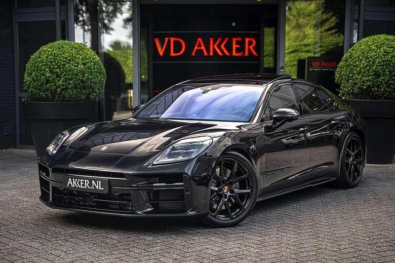 Zwart Gebruikt 2025 Porsche Panamera 4 Sedan | € 157.880 - Afbeelding 1/4