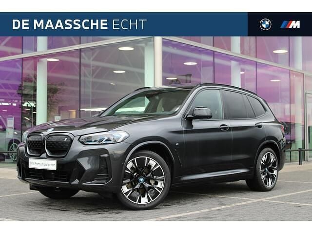 Grijs Gebruikt 2022 BMW iX3 Comfort Edition SUV | € 42.950 (Eerlijke prijs) - Afbeelding 1/4