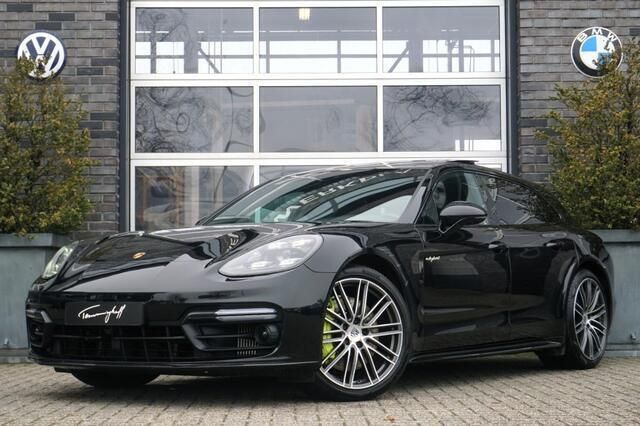 Zwart, metallic lak Gebruikt 2020 Porsche Panamera S E-Hybrid Sport Turismo Sedan | € 64.795 (Super prijs) - Afbeelding 1/4