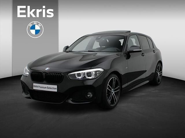 Zwart Gebruikt 2019 BMW 120 Comfort Edition Hatchback | € 26.950 (Eerlijke prijs) - Afbeelding 1/4