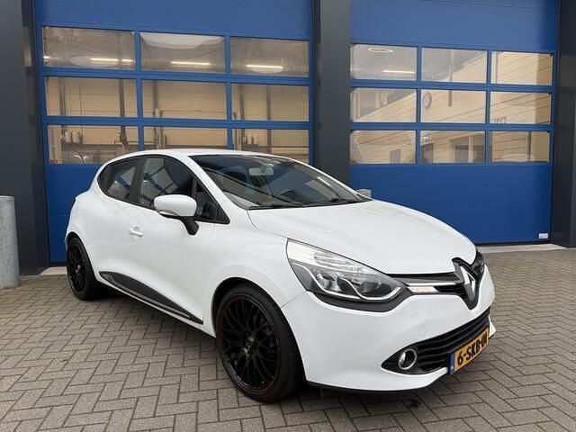 Wit Gebruikt 2013 Renault Clio IV Hatchback | € 5.250 (Goede deal) - Afbeelding 1/4