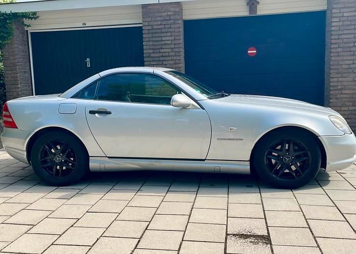 Occasion 1999 Mercedes SLK230 Cabriolet | € 2.490 (Eerlijke prijs) - Afbeelding 1/4