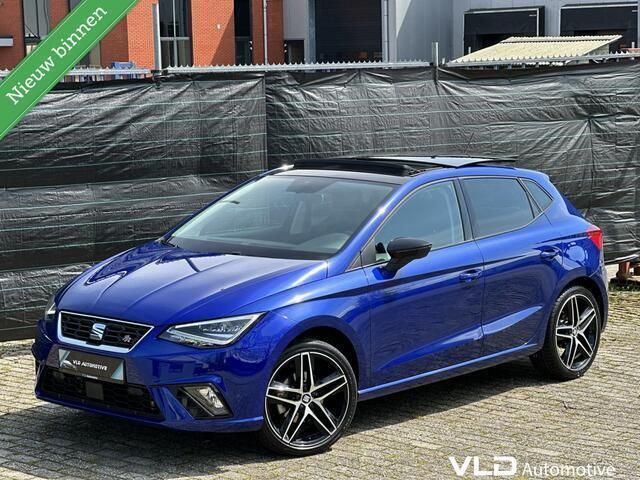 Blauw Gebruikt 2018 Seat Ibiza FR Hatchback | € 18.995 (Duur) - Afbeelding 1/4