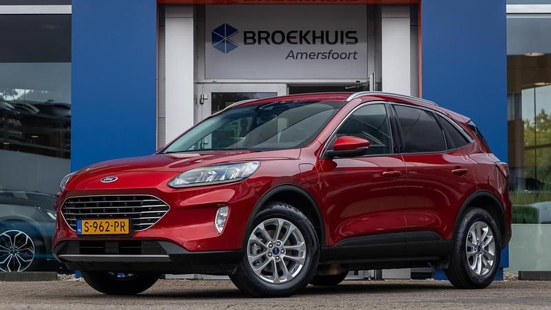 Rood Gebruikt 2023 Ford Kuga Titanium SUV | € 22.895 (Goede deal) - Afbeelding 1/4