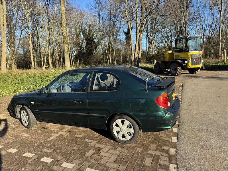 Occasion Hyundai Accent Active 105 PK (77 kW) 2003 Groen Hatchback