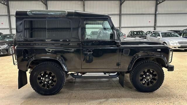 Occasion Land Rover Defender SE 122 PK (89 kW) 2013 Zwart SUV
