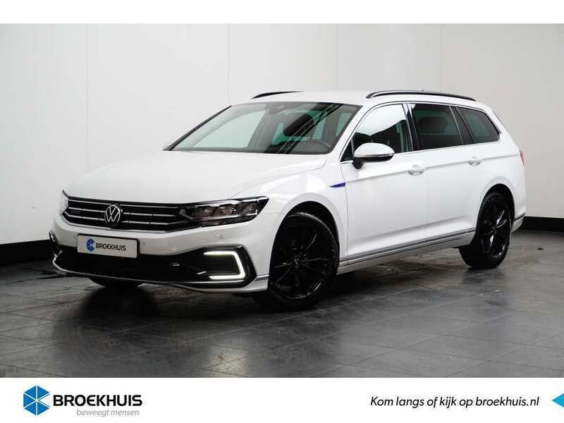 Wit Gebruikt 2021 VW Passat Business Stationwagen | € 24.995 (Eerlijke prijs) - Afbeelding 1/4