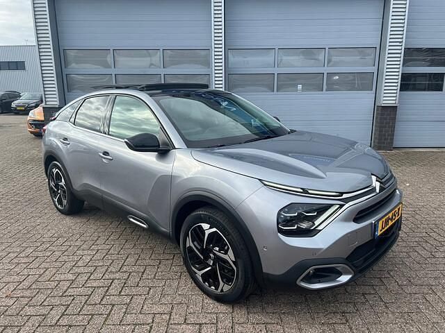 Occasion Citroën C4 Shine 131 PK (96 kW) 2024 Grijs SUV