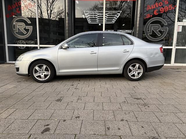 Occasion VW Jetta Comfortline 122 PK (89 kW) 2009 Grijs Sedan