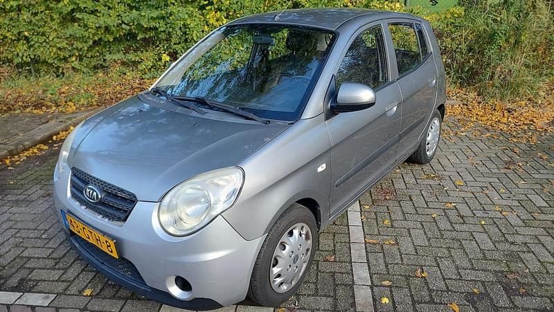 Grijs Occasion 2008 Kia Picanto Hatchback | € 1.190 (Goede deal) - Afbeelding 1/4