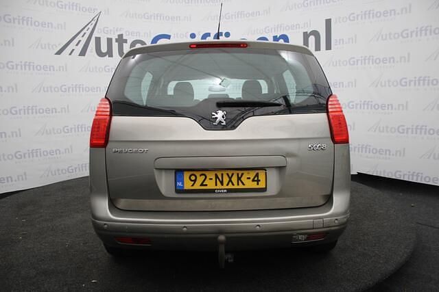 Occasion Peugeot 5008 157 PK (115 kW) 2010 Grijs (metallic) MPV