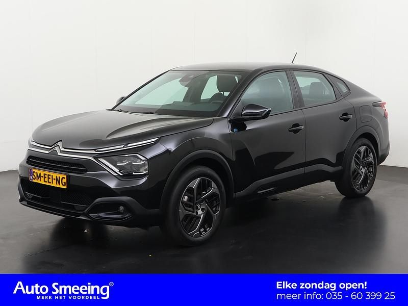Zwart Gebruikt 2024 Citroën e-C4 Feel Sedan | € 22.690 (Eerlijke prijs) - Afbeelding 1/4