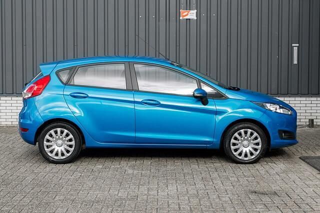 Occasion Ford Fiesta Style 65 PK (47 kW) 2015 Blauw Hatchback