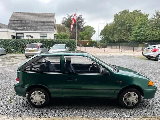 Occasion Suzuki Swift 53 PK (38 kW) 1999 Groen Hatchback