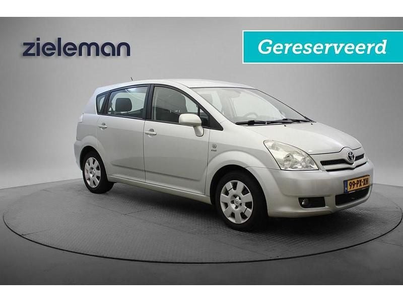 Grijs Occasion 2005 Toyota Verso Sol MPV | € 2.845 (Eerlijke prijs) - Afbeelding 1/4