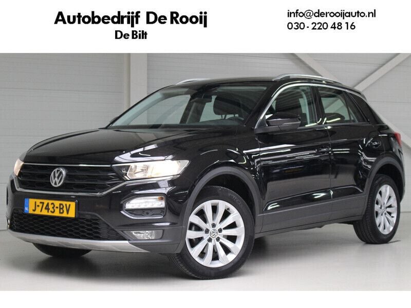 Zwart Gebruikt 2020 VW T-Roc Business SUV | € 18.500 (Eerlijke prijs) - Afbeelding 1/4