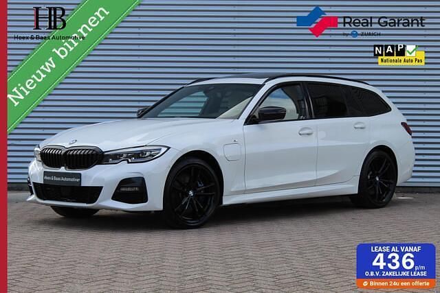 Wit Gebruikt 2020 BMW 330 Executive Stationwagen | € 31.845 (Iets duurder) - Afbeelding 1/4