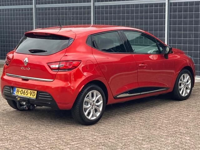 Occasion Renault Clio IV Intens 90 PK (66 kW) 2019 Rood Hatchback