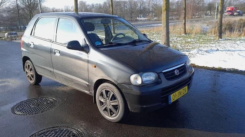 Occasion Suzuki Alto GLS 63 PK (46 kW) 2002 Zwart Hatchback